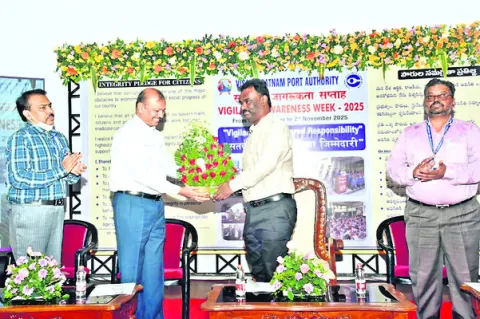 ఏ సంస్థ పురోగతికై నా నైతిక విలువలే పునాది