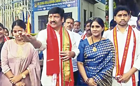 Jogi Ramesh Fires on Chandrababu And Nara Lokesh