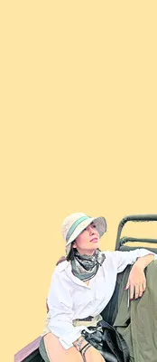 హన్సిక ట్రిప్.. ఎవరితో తెలుసా?