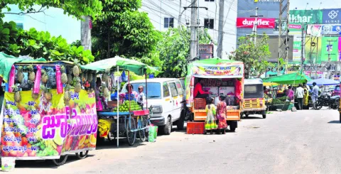 చిరు జీవితాలకు చేయూత