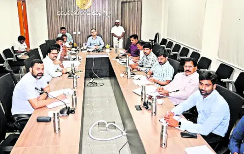 మూడు రోజులు తుపాన్ ప్రభావం