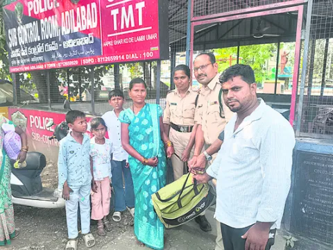 నిజాయితీ చాటుకున్న ఆటో డ్రైవర్