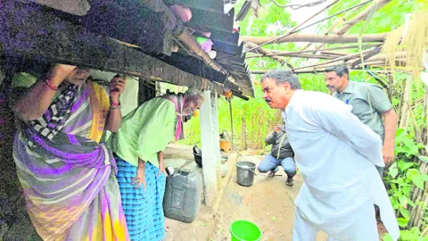 కొల్లేరులో పడవ ప్రయాణాలు వద్దు 