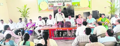 ఆయిల్‌పాం సాగు లాభదాయకం 