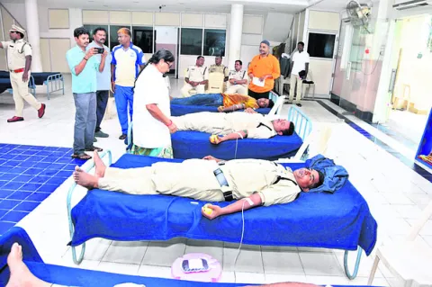 రక్తదానం.. ప్రాణదానంతో సమానం 