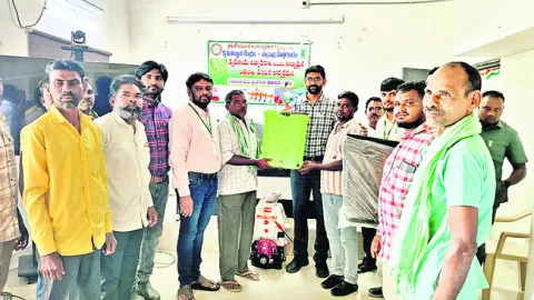 రైతుల సంక్షేమంలో కేవీకేల పాత్ర కీలకం