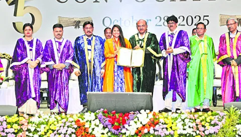 బాధ్యత గల పౌరులుగా ఎదగాలి 