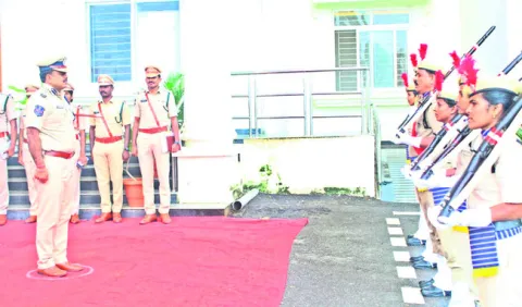 బాధితులకు సత్వర న్యాయం చేయాలి 