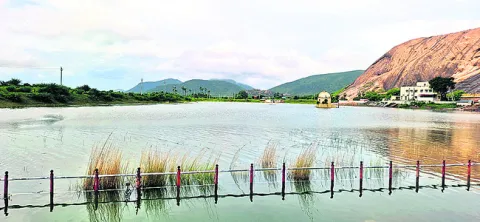 రామ కోనేరుకు జలకళ