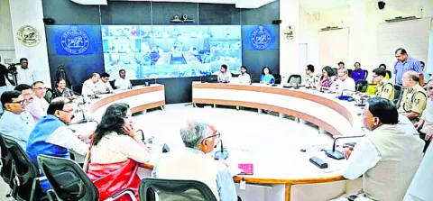 ప్రాణహాని లేకుండా చూడడమే లక్ష్యం