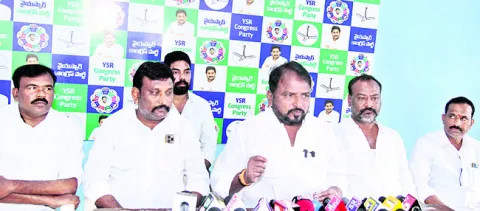 మట్టి మాఫియాకు అధికార అండ