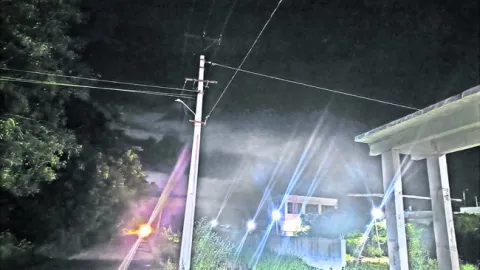 పేదలు నివసించే కాలనీలపై చిన్నచూపు