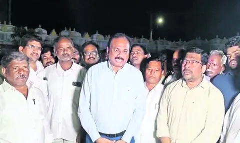 భక్తుల మనోభావాలకు ఇబ్బంది కల్గించవద్దు