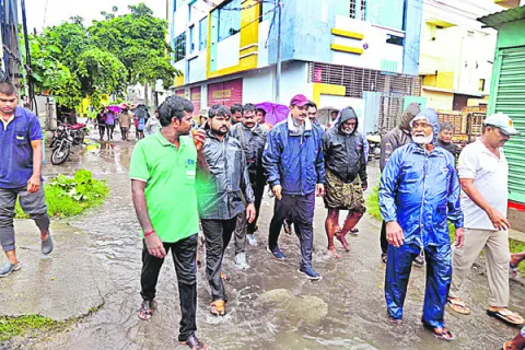 తుపాను సహాయక చర్యల్లో ప్రభుత్వం విఫలం 