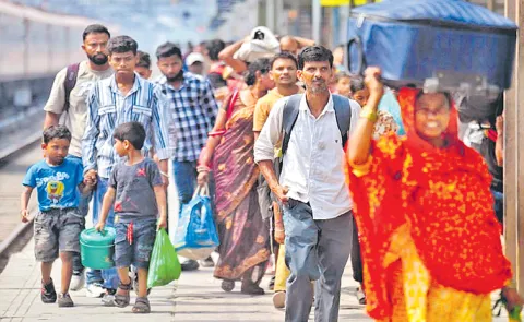 Sakshi Guest Column On Bihar Assembly Elections, Women Voters