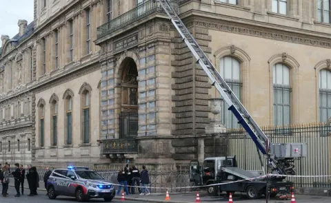 Louvre Heist: Five Suspects Arrested, Suspense Continues Over Jewellery