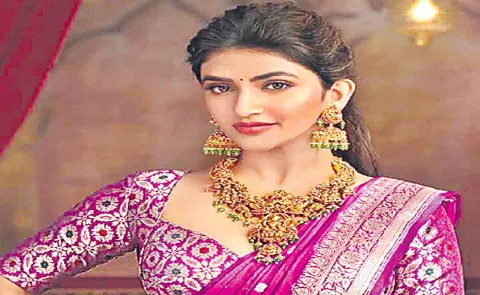 Arundathi Movie Remake In Hindi Planning To Cast Sreeleela