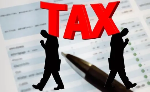 PHDCCI recommended revising income tax slabs to reduce the burden