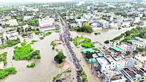 జలంలోనే ‘నగర’జనం
