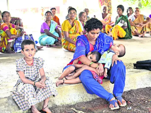 ● ప్రమాదాన్ని అంచనా వేయలేకపోయిన అధికారులు ● కొరవడిన అప్