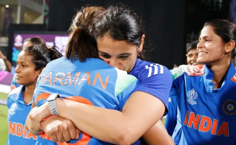 Harmanpreet Kaur Breaks Down After India Enter WC Final With Video Viral