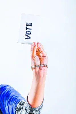 మైనారిటీలతోనే మెజారిటీ!