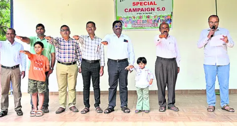 పరిశుభ్రతకు సమయం కేటాయించాలి
