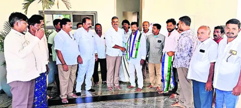ఎంపీపీని దించే  టీడీపీ కుట్రలు సాగవు 