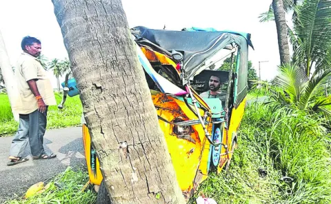 రోడ్డు ప్రమాదంలో వ్యక్తి మృతి 
