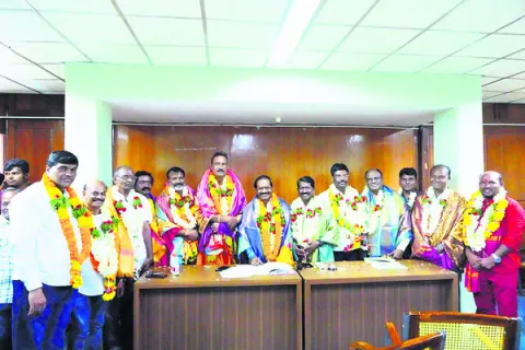 రైస్‌ మిల్లర్స్‌ అసోసియేషన్‌ బాధ్యతల స్వీకరణ