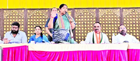 స్థానిక ఎన్నికలకు సిద్ధంగా ఉండండి