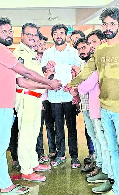 న్యాయం చేయాలని వినతి
