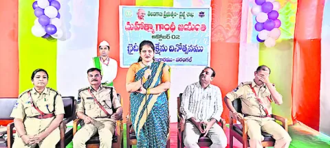 ఖైదీలు సత్ప్రవర్తనతో మెలగాలి