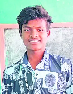 జ్వరంతో ఇంటర్‌ విద్యార్థి మృతి