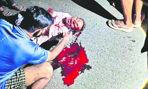 బైక్‌ ఢీకొని వ్యక్తి దుర్మరణం 