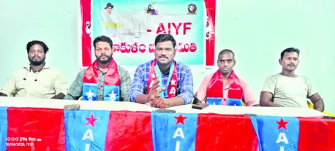 మెడికల్‌ మాఫియాను అడ్డుకోవాలి 
