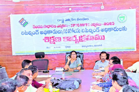 రిటర్నింగ్‌ అధికారుల పాత్ర కీలకం