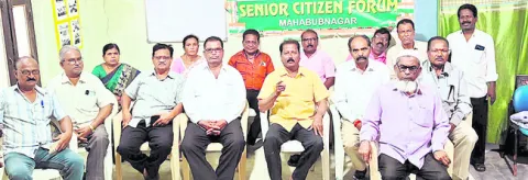 ఆర్టీసీ విశ్రాంత ఉద్యోగుల ‘చలో హైదరాబాద్‌’ 