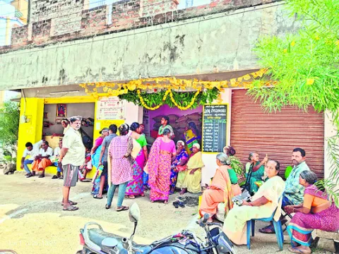 ఆకలి కేకలు!