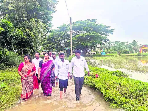 ●ముంపు ప్రాంతాల పరిశీలన 