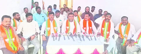 రాజన్న ఆలయం మూసివేయొద్దు