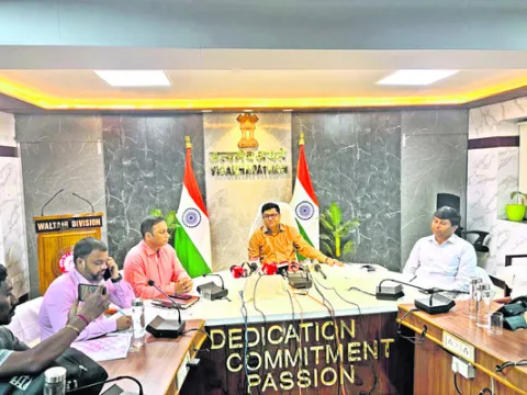 ప్రగతిపథంలో వాల్తేరు డివిజన్‌ 