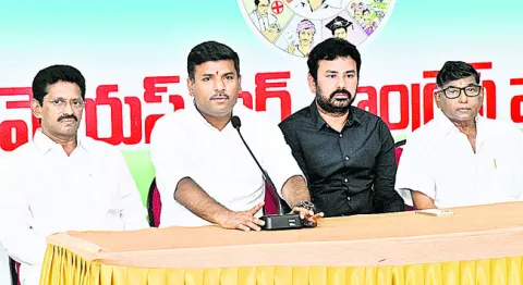 చంద్రబాబు పథకాలన్నీ కాపీ పేస్ట్‌ 