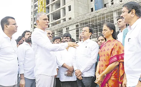 Harish Rao Fire Comments On Congress Govt Over TIMS Hospitals Works at Kothapet
