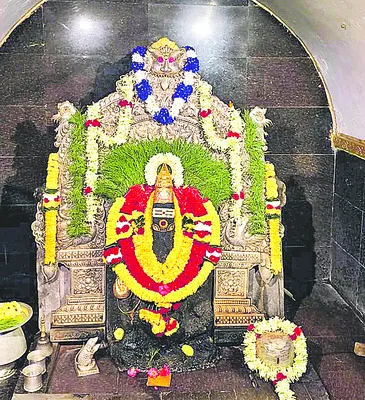 ఆది నాయకా.. వినాయకా