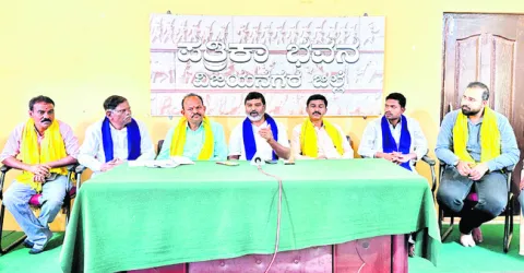 కులగణన సర్వేకు సహకరించాలి 