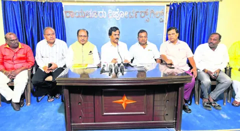 ఆర్యవైశ్య సమాజం ఆధ్వర్యంలో విస్తృత సేవలు
