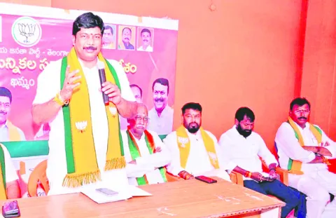 స్థానిక ఎన్నికల్లో బీజేపీ జెండా ఎగరాలి