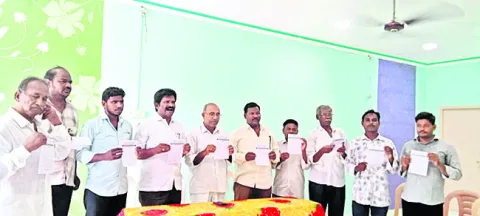 పీఆర్సీని ప్రకటించాలి 