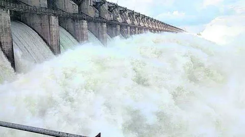 662 టీఎంసీలు గోదావరి పాలు